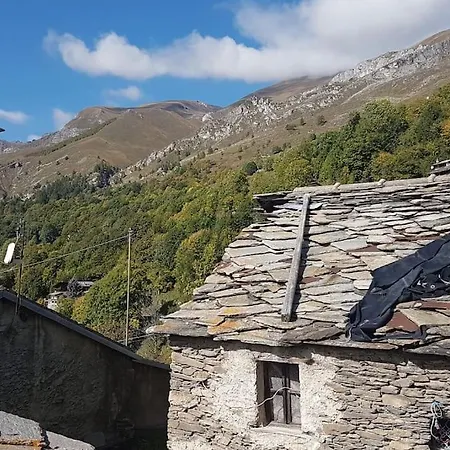 Alle Sorgenti Del Fiume Po Crissolo